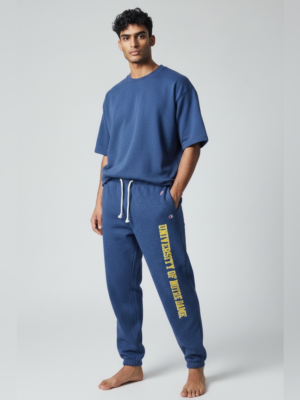 League Collegiate Wear
University of Notre Dame Navy
Blue Sweatpants Large
